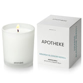 APOTHEKE vela frontal mostrando el vaso elegante y aroma duradero
