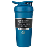 BlenderBottle Strada frontal azul mostrando diseño resistente y aislamiento