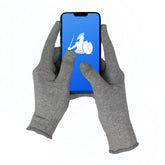 DefenderShield guantes frente mostrando diseño y protección para uso diario