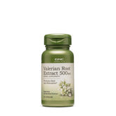 GNC envase frontal de valeriana mostrando dosis y beneficios para relajación