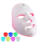 IOBTY vista frontal de la mascarilla LED mostrando su diseño ergonómico y beneficio portátil