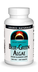 Source Naturals envase frontal de alga azul-verde con información clara
