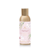 Thymes botella frontal Magnolia Willow mostrando diseño y elegancia