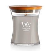 WoodWick(ウッドウィック) vela Wood Smoke frontal con llama y ambiente cálido