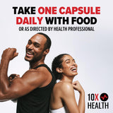 Persona tomando 10X Health Zinc con agua para apoyo diario sencillo