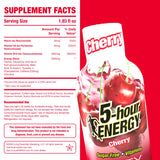 5-hour ENERGY persona sosteniendo el shot para un impulso rápido
