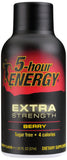 5-hour ENERGY frasco en mano ilustrando tamaño portátil y energía inmediata