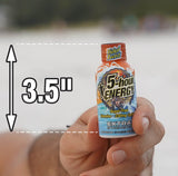 5-hour ENERGY shot en escena lifestyle en bolso de trabajo demostrando conveniencia