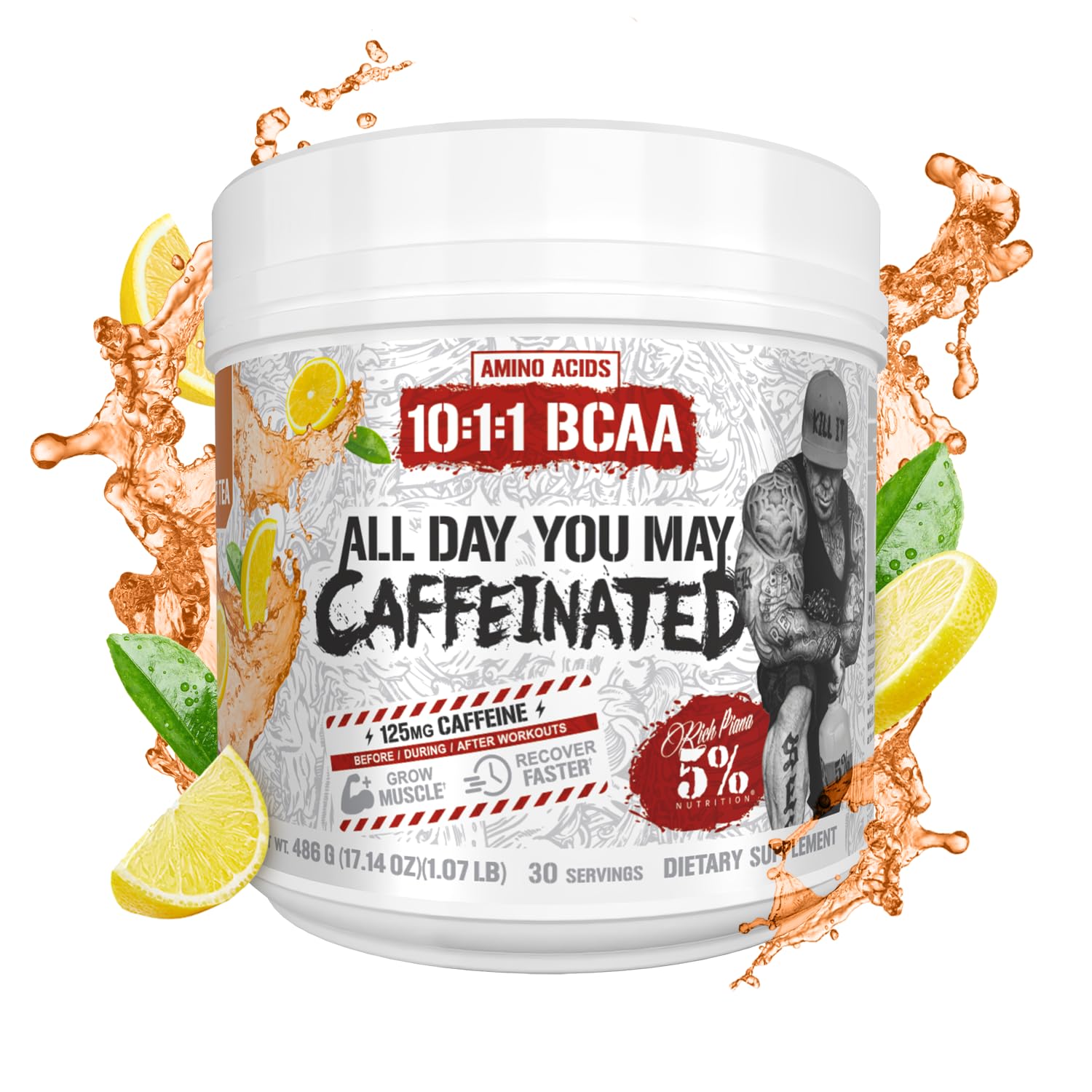 5% Nutrition en gimnasio con atleta preparando suplemento para sesión intensa