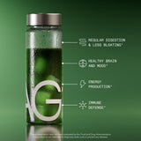 AG1 shaker en uso mezclando el polvo para una bebida sin grumos