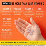 Airborne primer plano de tabletas masticables Very Berry y Citrus para consumo fácil