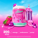 Preparación de Alani Nu Pre Workout en un gimnasio demostrando conveniencia