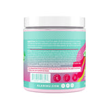 Cerezas y polvo Alani Nu Cherry Twist en primer plano, beneficio sabor frutal atractivo