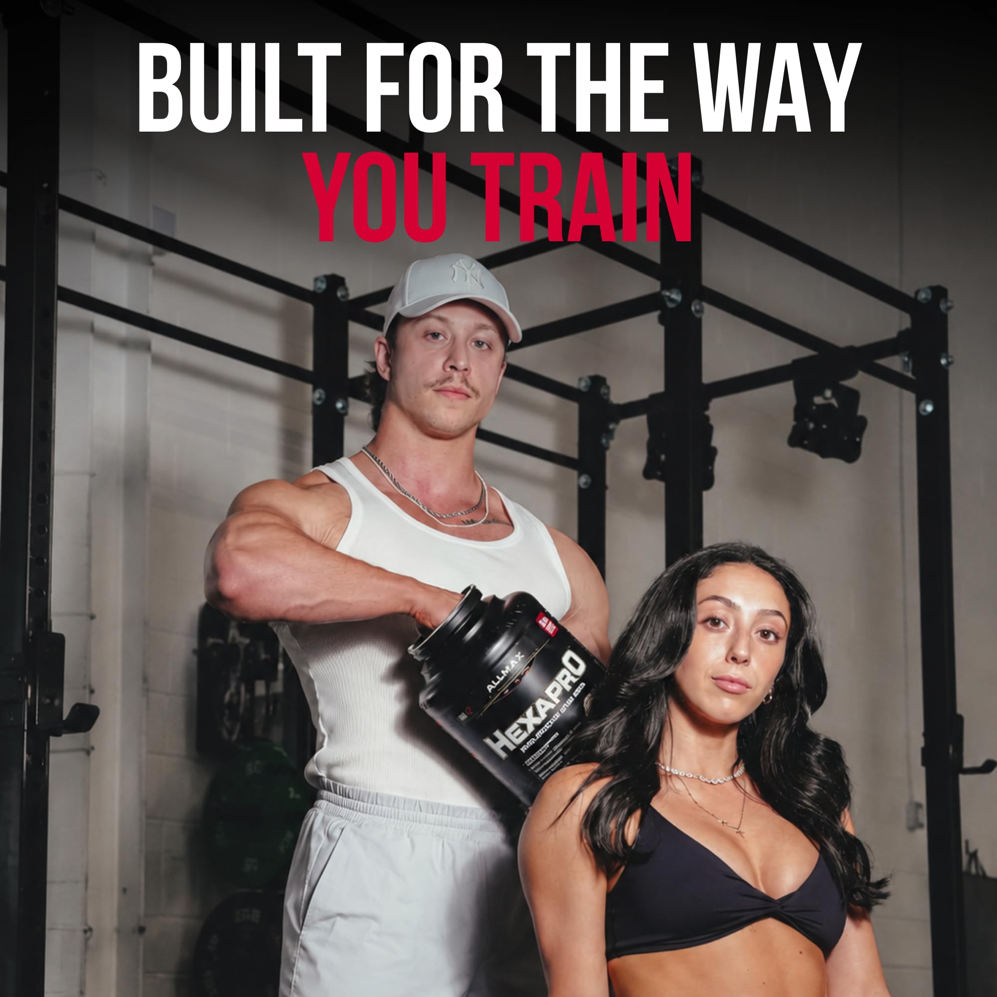 ALLMAX bote en bolsa de gimnasio ilustrando uso práctico después del entrenamiento