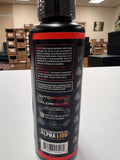 ALPHA LION lifestyle: persona activa tomando shot apoyo metabólico