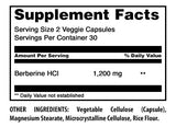 Amazing Nutrition primer plano de cápsula vegetal para apreciar textura y formato