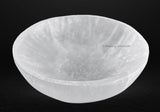 Amazing Gemstone primer plano textura de selenita mostrando brillo y vetas