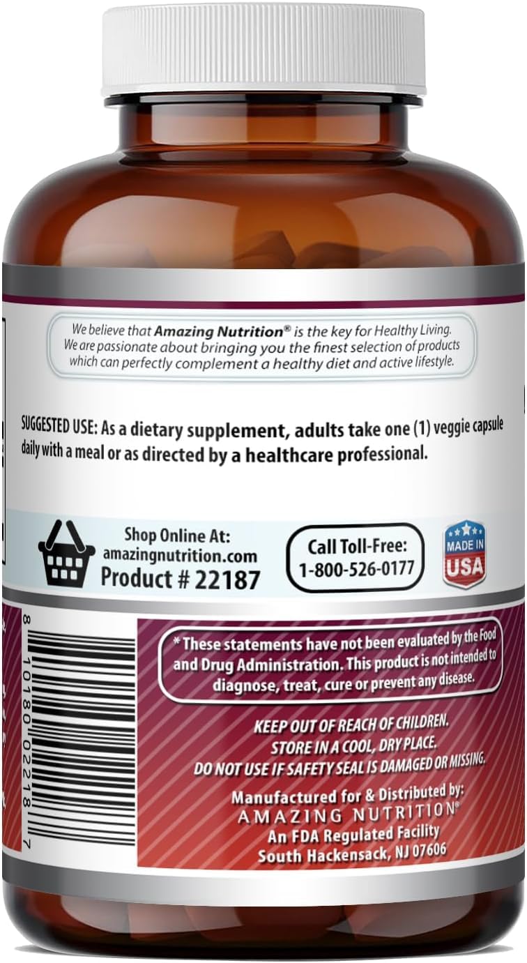 Amazing Nutrition frasco junto a un vaso de agua en uso diario en cocina