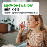 Amazon Basics softgels derramándose desde el frasco ilustrando la dosis diaria práctica