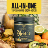 Ambrosia en entorno con frutas frescas, destaca sabor y disfrute natural