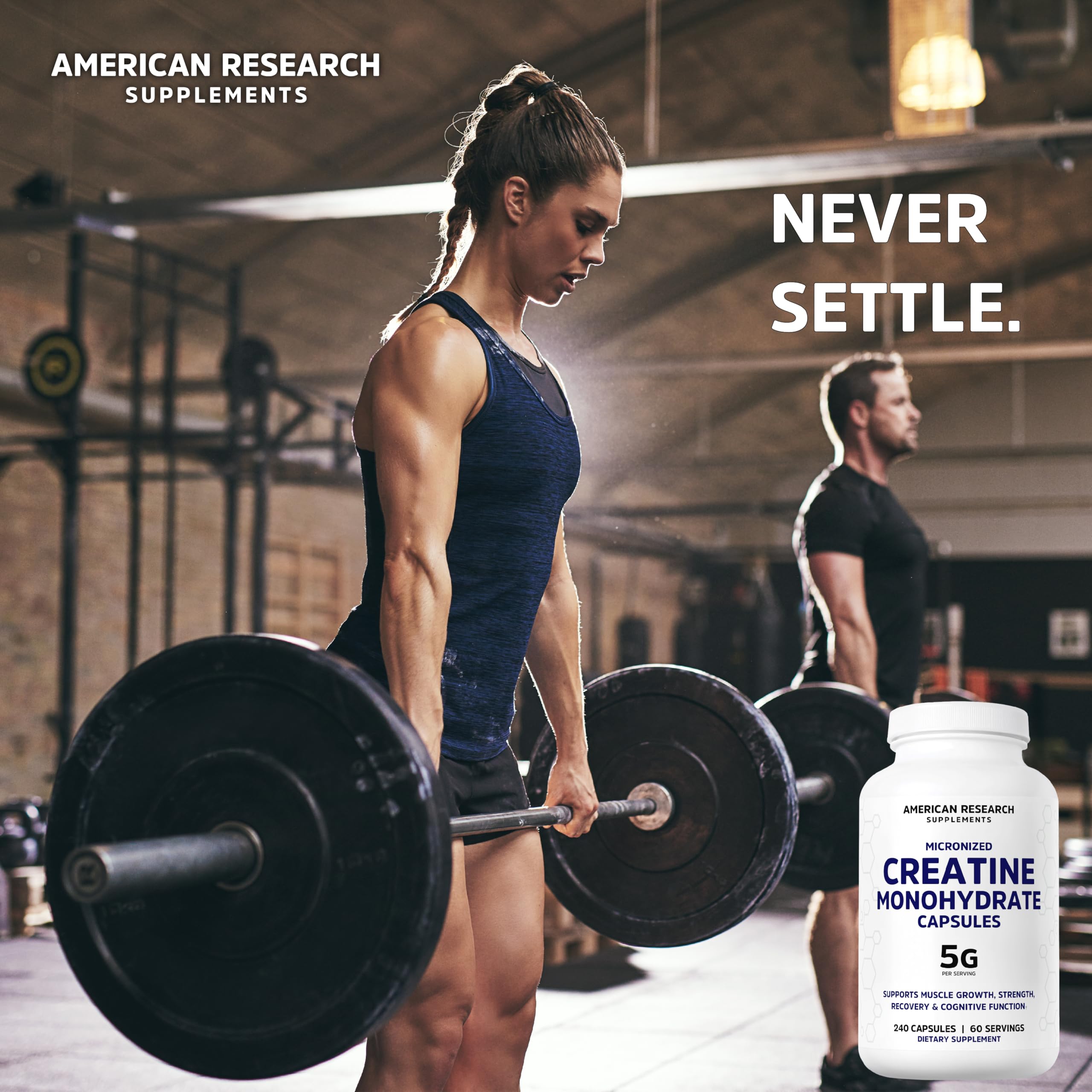 American Research Supplements cápsulas junto a equipo de gimnasio para uso práctico pre o post entreno