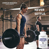 American Research Supplements cápsulas junto a equipo de gimnasio para uso práctico pre o post entreno