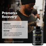 Anabolic Warfare atleta bebiendo Glyco Surge durante entrenamiento intenso