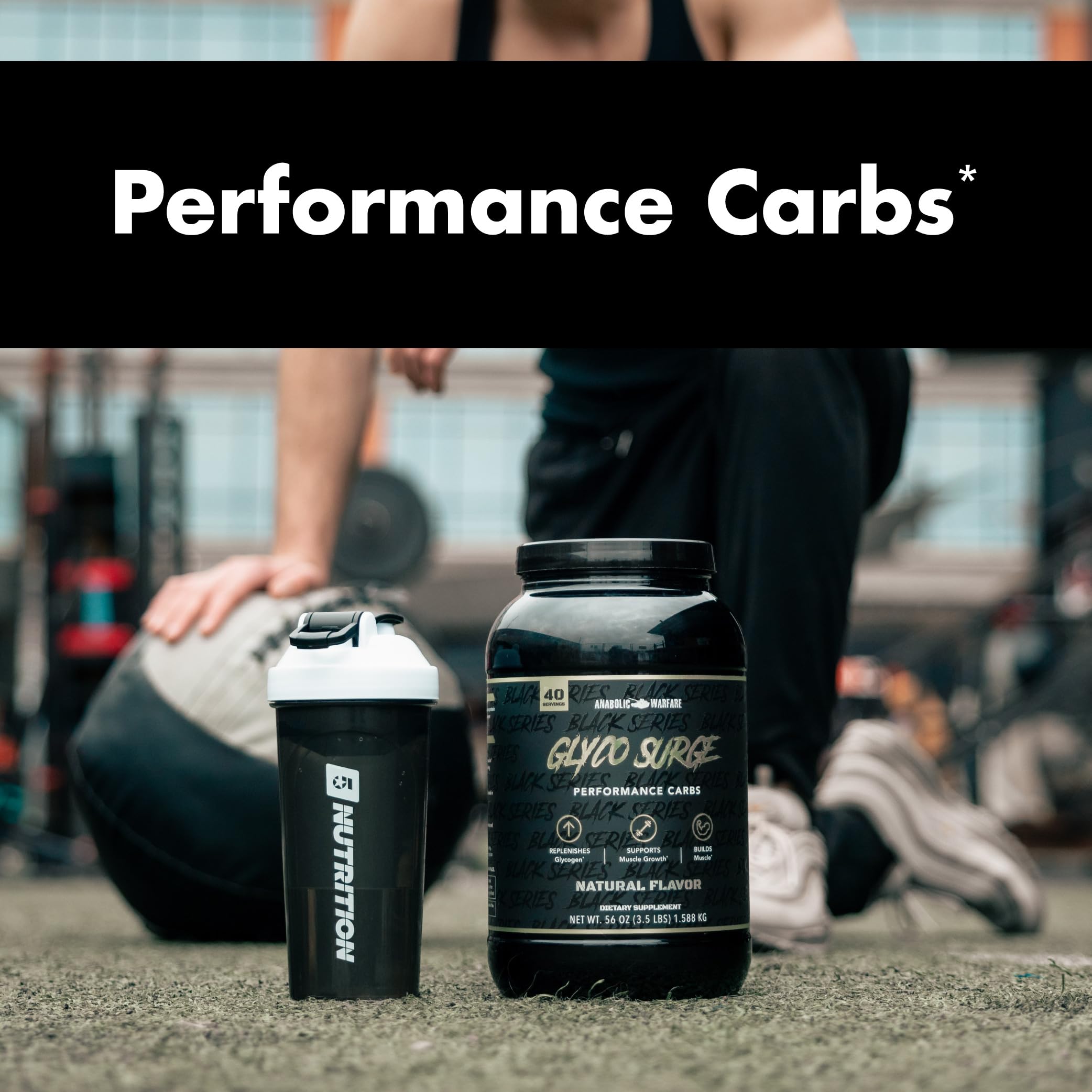Anabolic Warfare uso en gimnasio con botella, soporte para entrenamientos largos