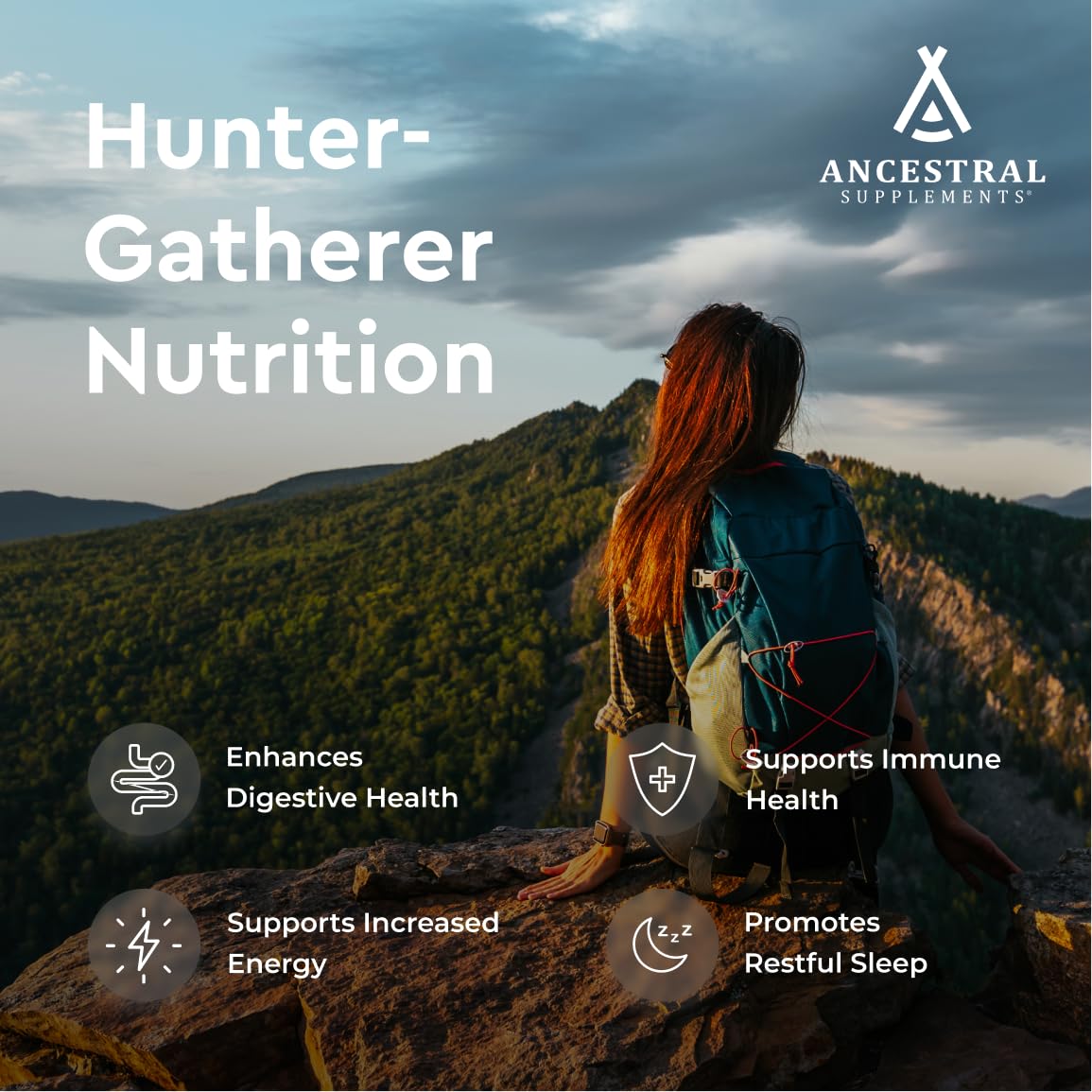Ancestral Supplements cápsulas en mano indicando la porción diaria y facilidad de uso