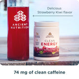 Ancient Nutrition polvo disuelto en vaso, muestra claridad y sabor para energía rápida