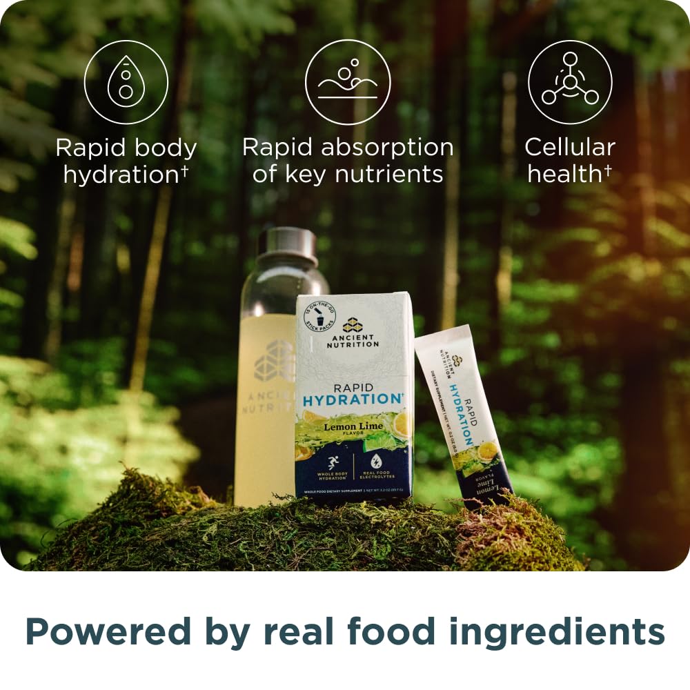 Ancient Nutrition primer plano del polvo fino y textura fácil de mezclar
