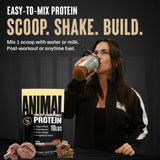Animal Whey cucharada medidora con polvo, marca y dosificación precisa