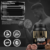 Animal Whey Isolate batido en mano durante rutina de gimnasio para mostrar uso práctico y conveniencia