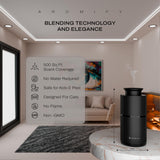 Aromify Studio colocado en portavasos del coche para aroma estable