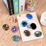 Artistone piedra en un rincón de meditación, ambiente relajante y simple
