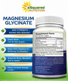 aSquared Nutrition tabletas y vaso de agua, sugiere forma práctica de ingestión