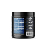 Axe & Sledge bote Intake junto a una botella de agua en ambiente de gimnasio