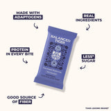 Balanced Tiger primer plano de la textura masticable y avena visible