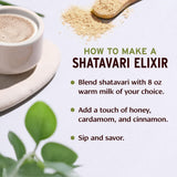 Vaso con batido que incorpora Banyan Botanicals Shatavari para nutrición diaria