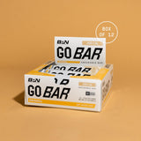 BARE PERFORMANCE NUTRITION Go Bar textura de avena en primer plano, aspecto digestible y natural