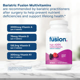 Manos sosteniendo tabletas Bariatric Fusion para uso diario y facilidad de administración