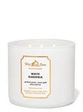 Bath & Body Works primer plano de cera y mechas, detalle que asegura quema pareja