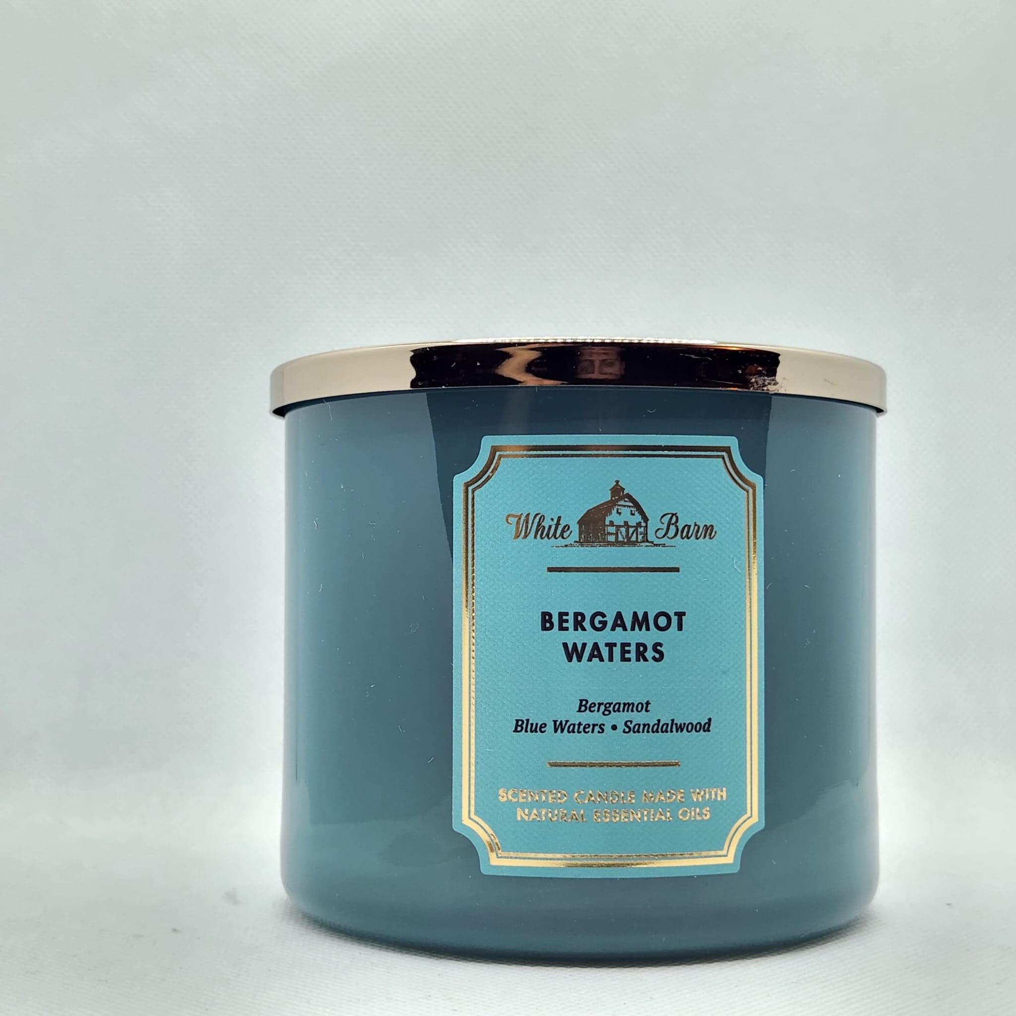 Bath & Body Works vela frontal mostrando diseño y aroma claro, ideal para ambientar
