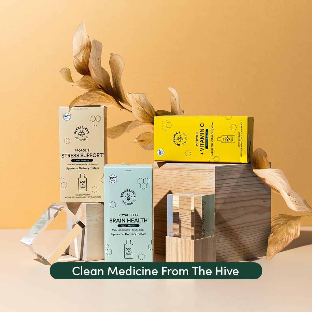 Beekeeper's Naturals etiqueta nutricional en primer plano mostrando dosis e ingredientes