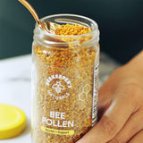 Beekeeper's Naturals recolección en colmena ilustrando origen natural