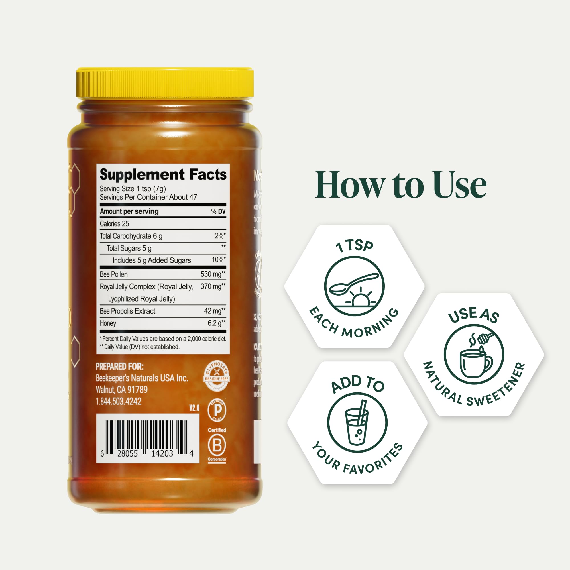 Beekeeper's Naturals miel en cuchara mostrando textura espesa y natural