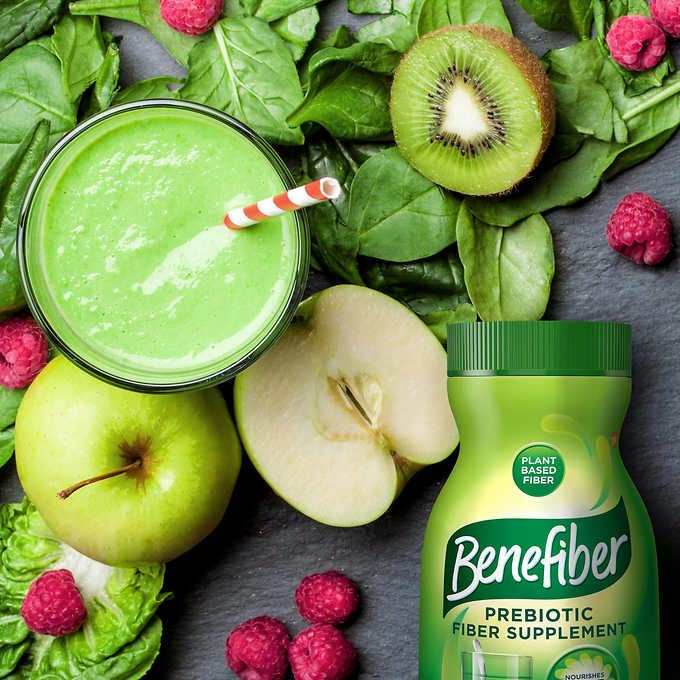 Benefiber mezclado en batido mostrando disolución clara y facilidad de uso
