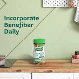 Textura de una gomita Benefiber mostrando consistencia masticable y fácil consumo
