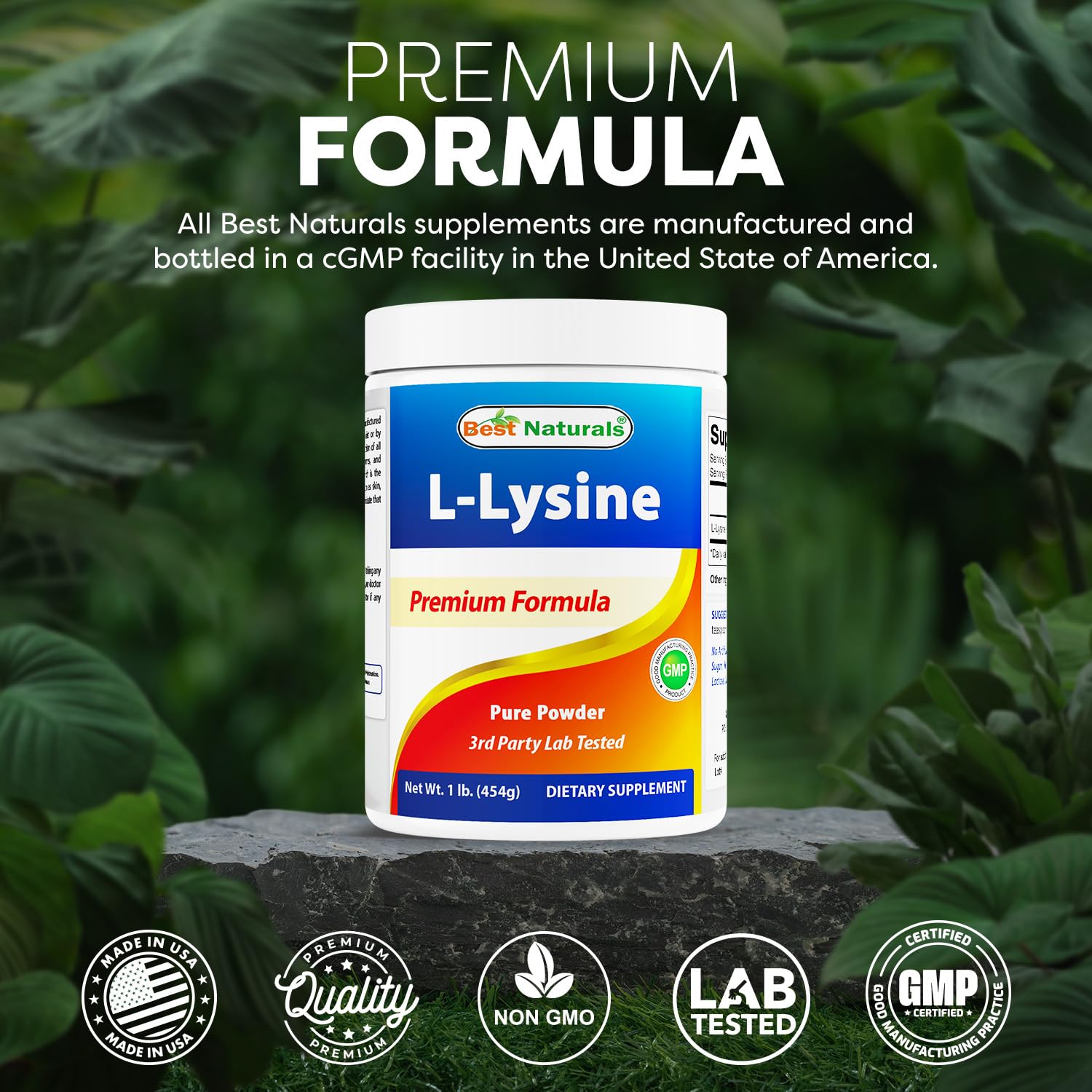 Comparación de tamaño de Best Naturals Lysine Powder con una mano para escala