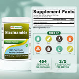 Best Naturals textura del polvo de niacinamida en cuchara, muestra pureza y fácil disolución